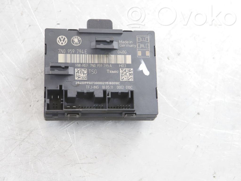Seat Alhambra (Mk2) Door control unit/module 