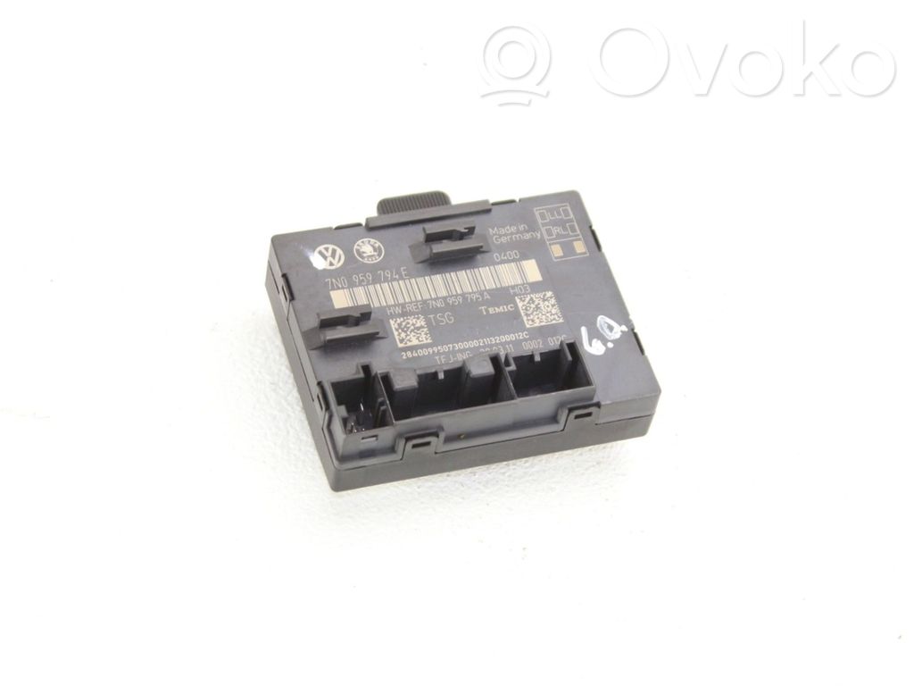 Seat Alhambra (Mk2) Door control unit/module 
