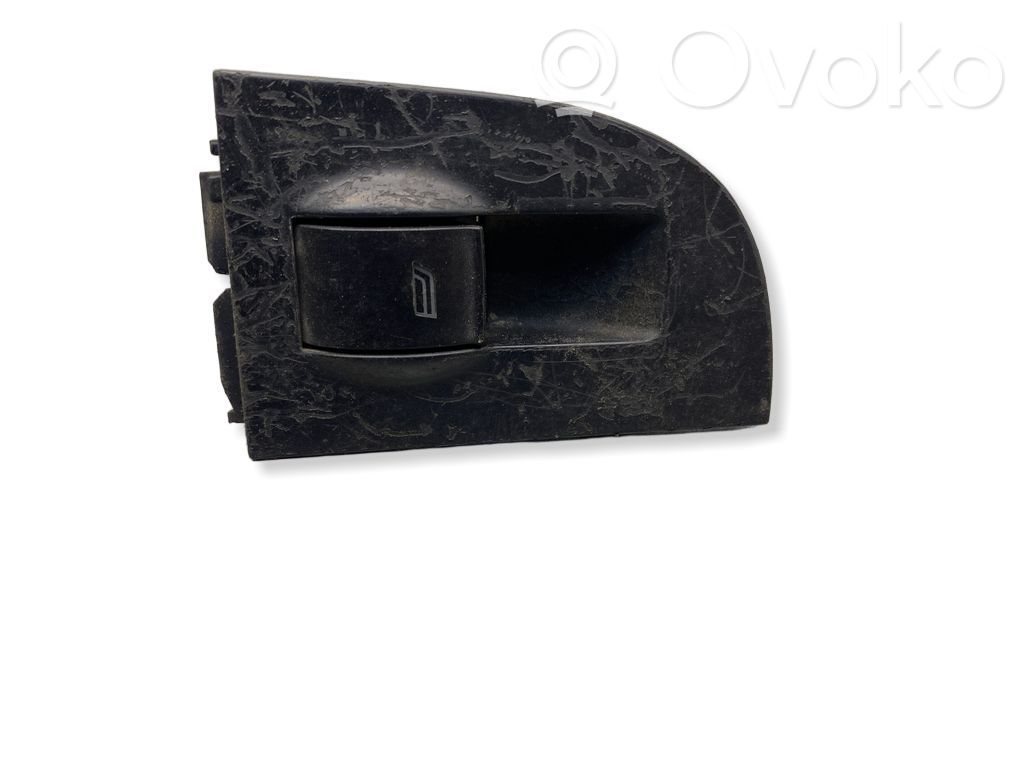 Audi A6 S6 C5 4B Electric window control switch 