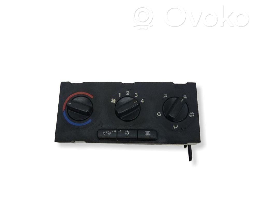 Opel Astra G Panel klimatyzacji 