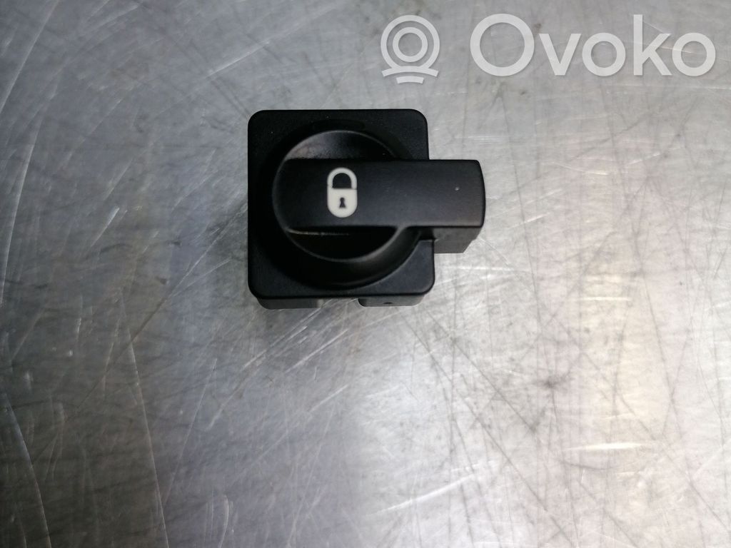 Citroen C4 I Central locking switch button 
