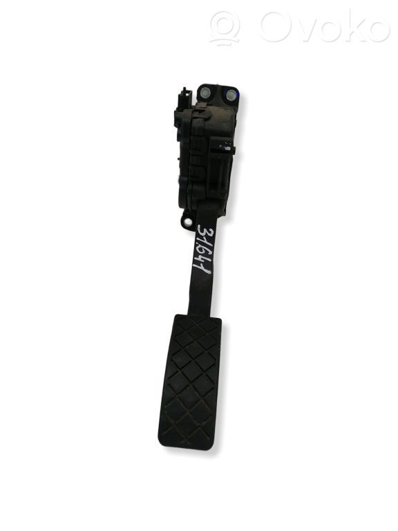 Volkswagen New Beetle Accelerator throttle pedal 