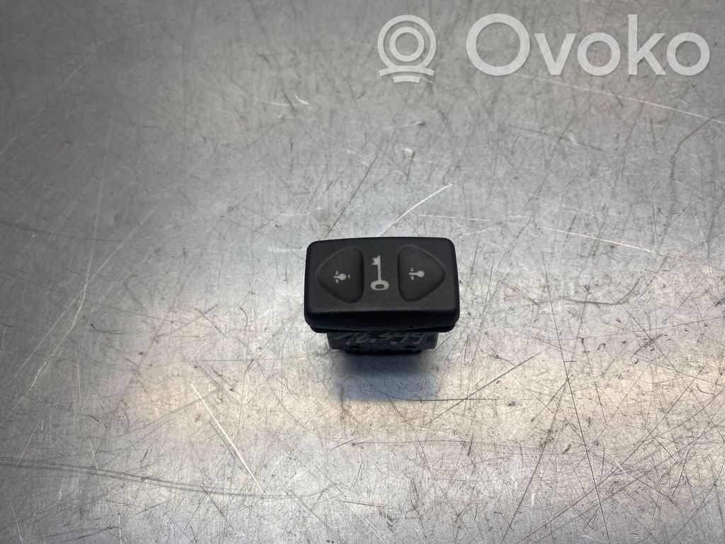 Land Rover Freelander Central locking switch button 