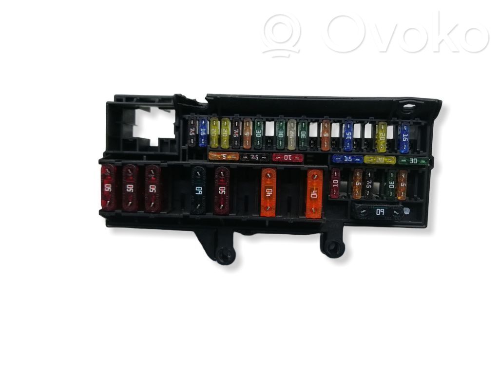 BMW 7 E65 E66 Fuse module 