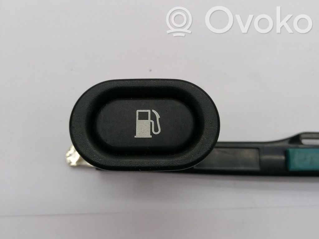 Saab 9-5 Fuel tank opening switch 