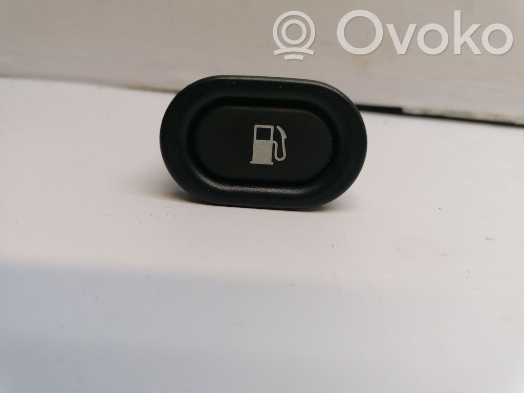 Saab 9-5 Fuel tank opening switch 