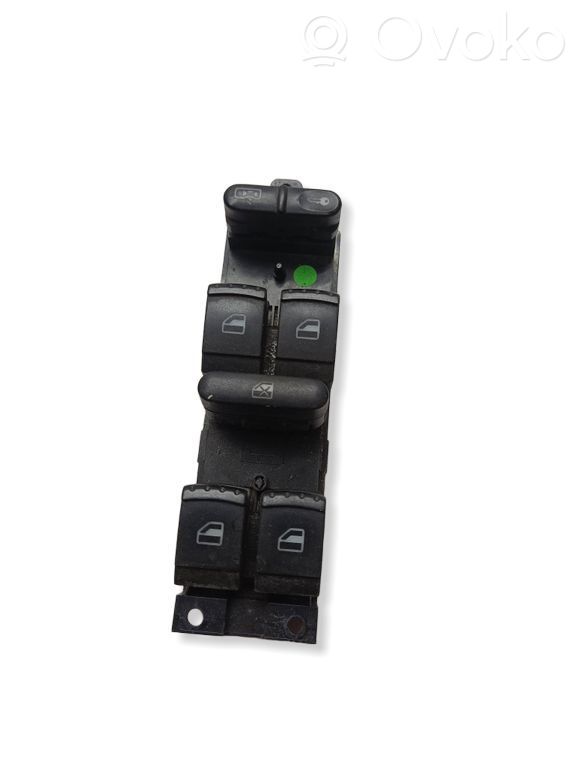 Skoda Superb B5 (3U) Electric window control switch 