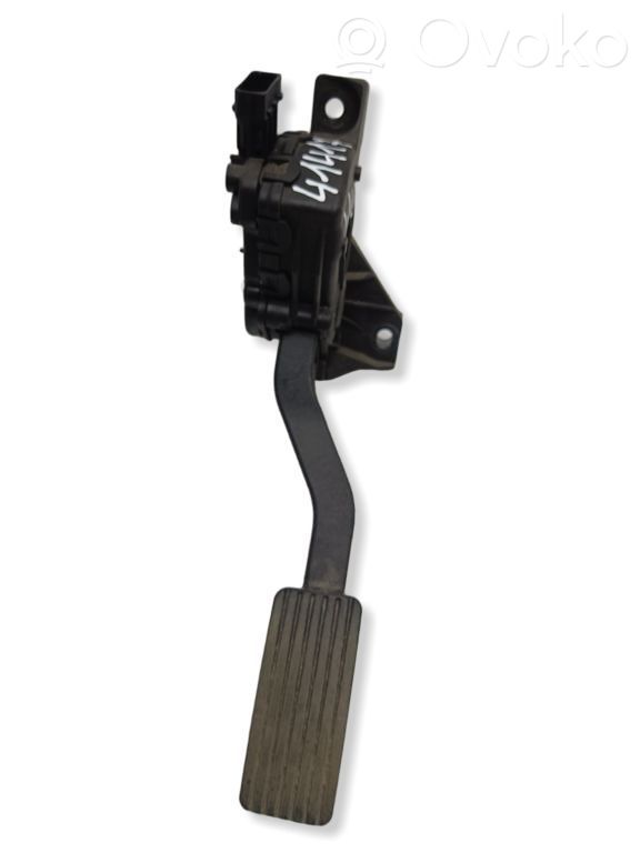 Mitsubishi Colt Accelerator throttle pedal 