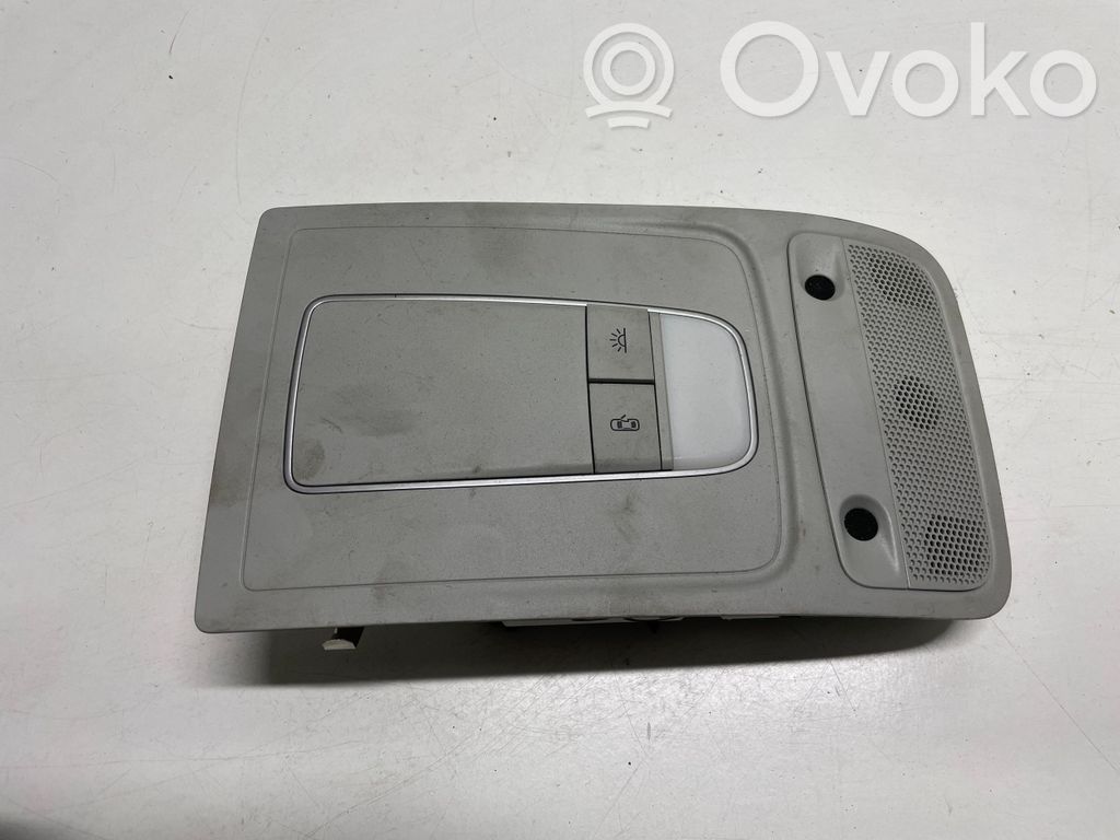 Audi Q3 8U Luz del asiento delantero 
