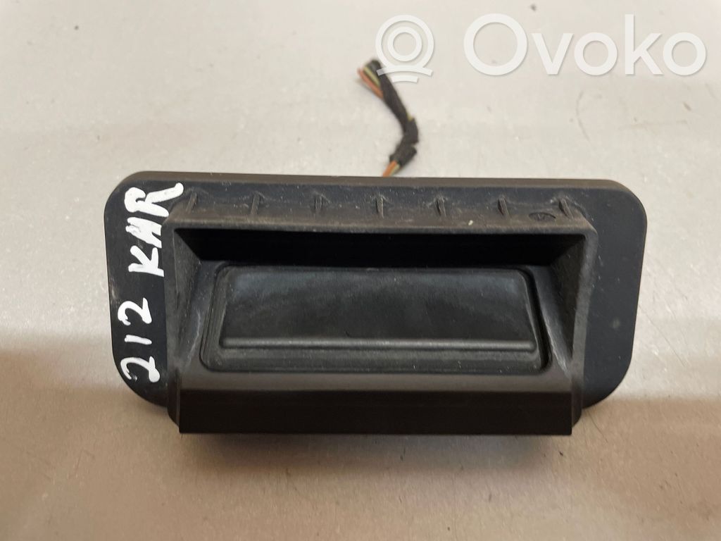 Mercedes-Benz E W212 Tailgate opening switch 