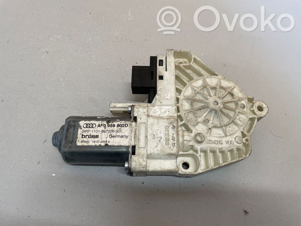 Audi A6 S6 C6 4F Aizmugurē loga pacēlāja motoriņš 
