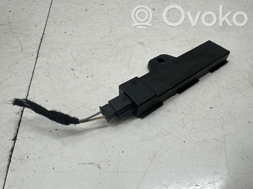 BMW 3 F30 F35 F31 Interjero komforto antena 
