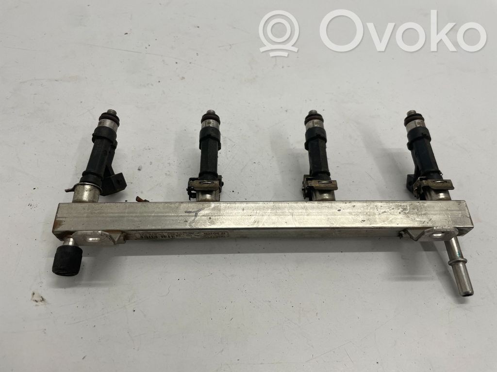 Opel Corsa E Fuel injectors set 
