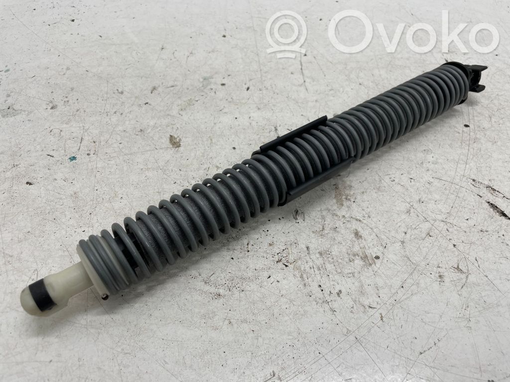 BMW 5 G30 G31 G38 Tailgate/trunk strut/damper 