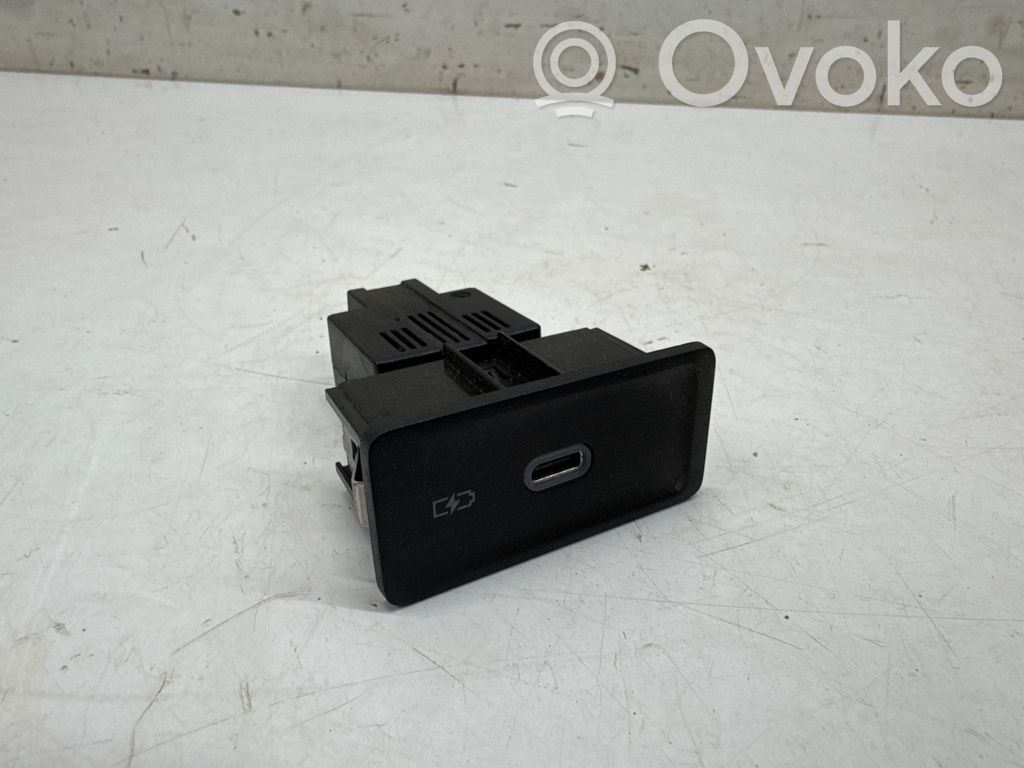Volkswagen Multivan T7 Enchufe conector USB 