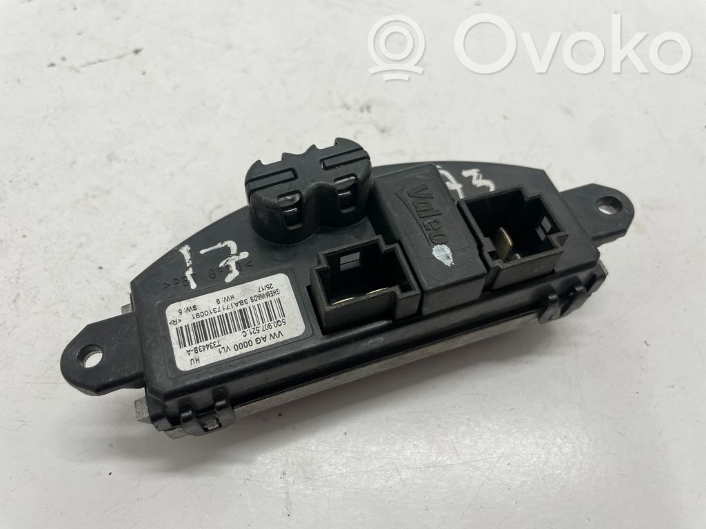 Audi A3 S3 8V Salono pečiuko ventiliatoriaus rėlė 