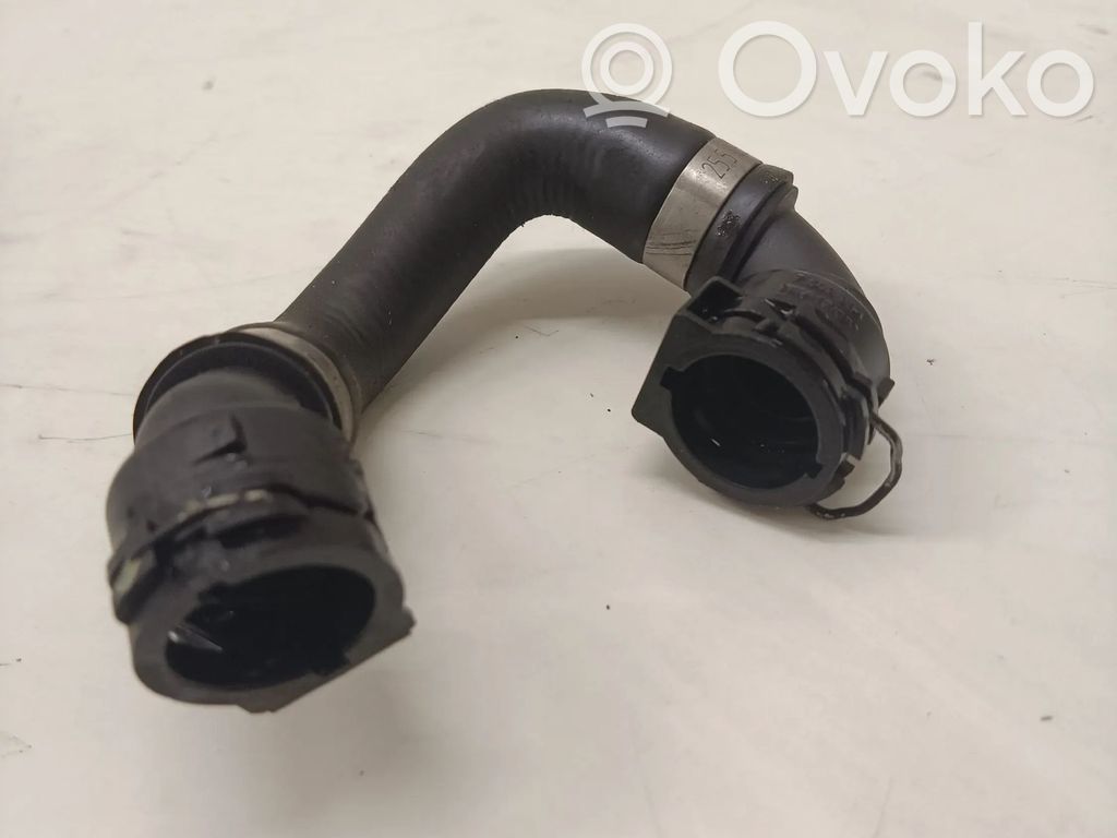 BMW 5 F10 F11 Engine coolant pipe/hose 