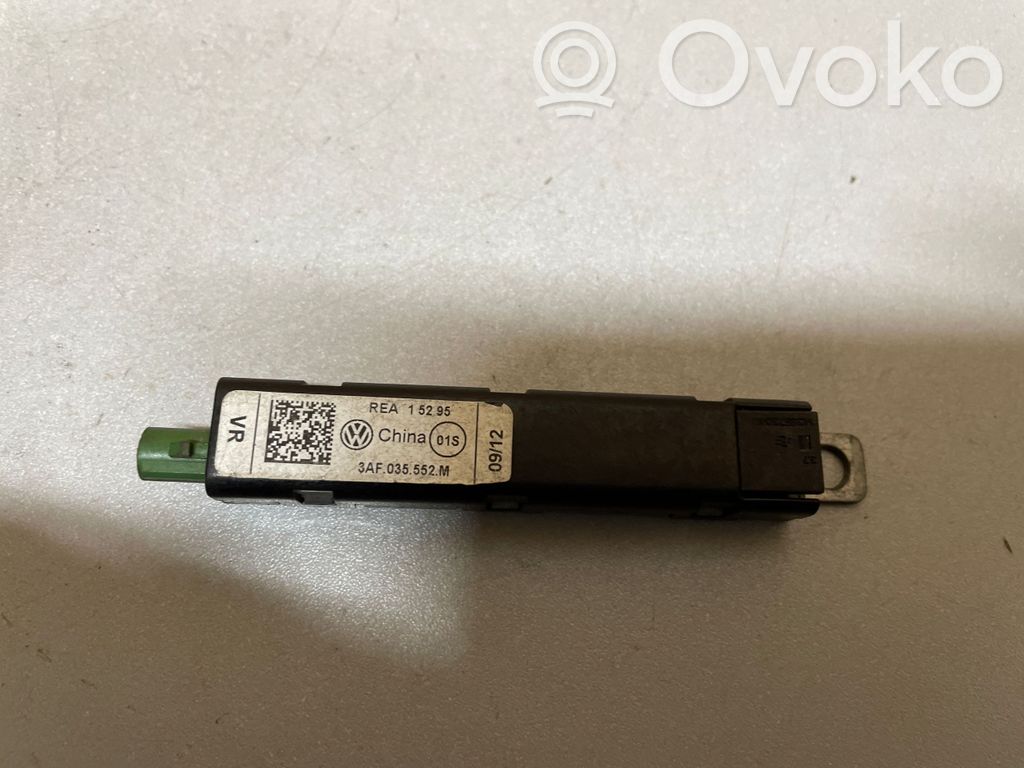 Volkswagen PASSAT B7 Antenos stiprintuvas 