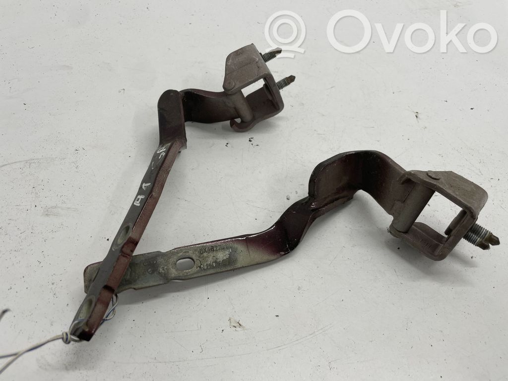 Audi A1 Tailgate/trunk/boot hinge 