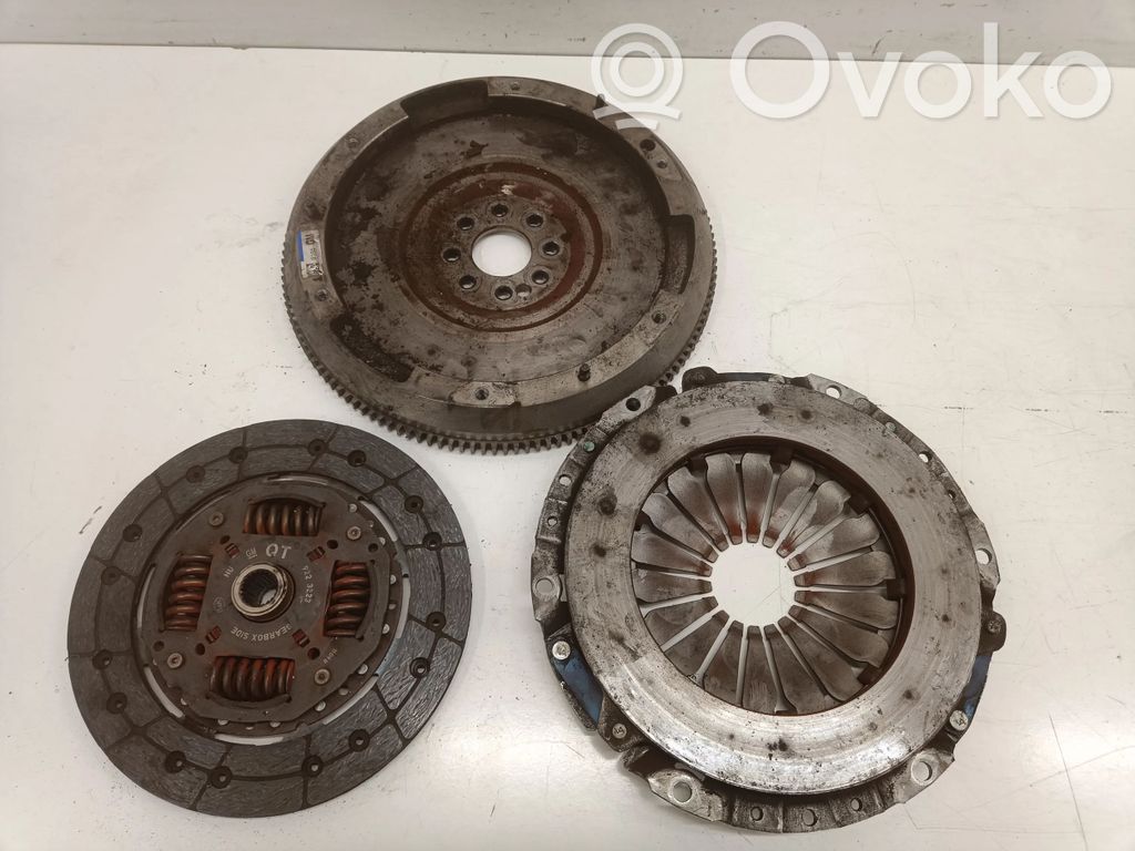 Opel Astra K Sankabos komplektas 