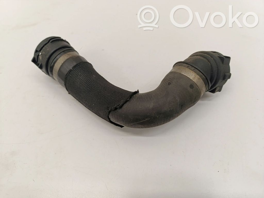 Engine coolant pipe/hose