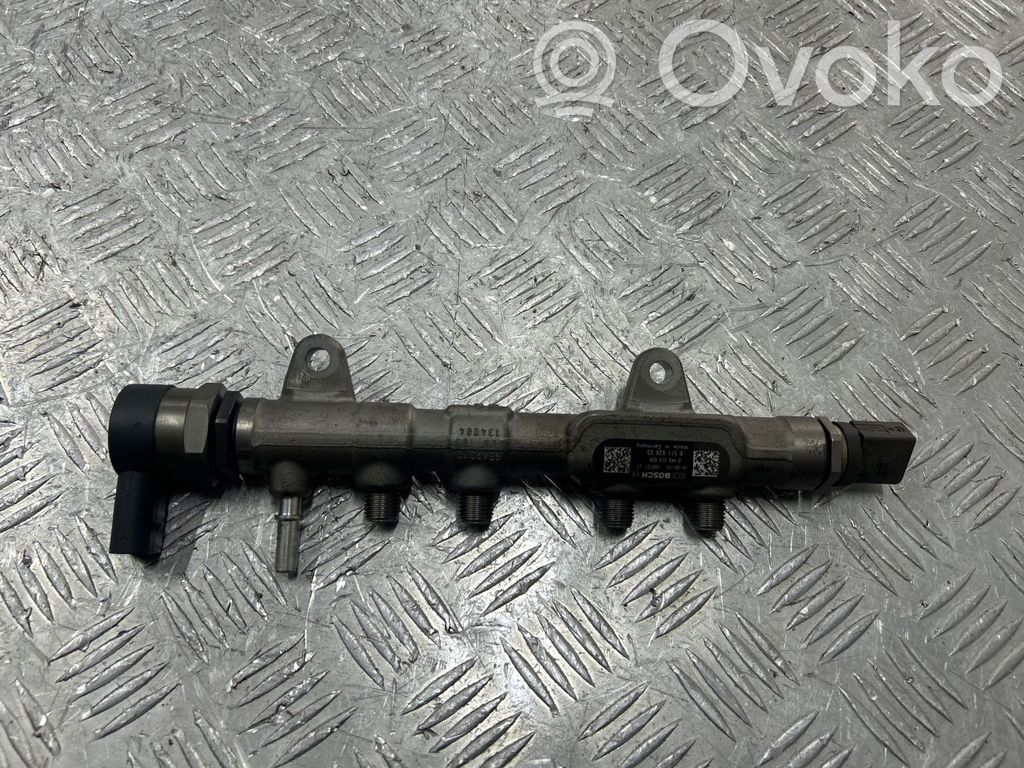 BMW 1 F20 F21 Degalų magistralinis vamzdelis 