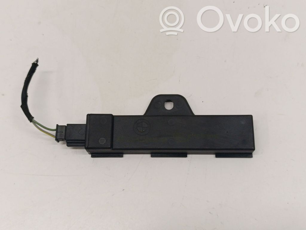 BMW 3 F30 F35 F31 Interjero komforto antena 