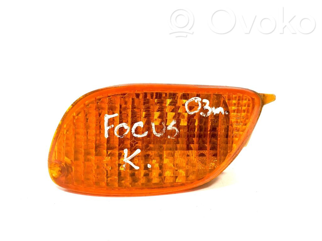 Ford Focus Front indicator light 