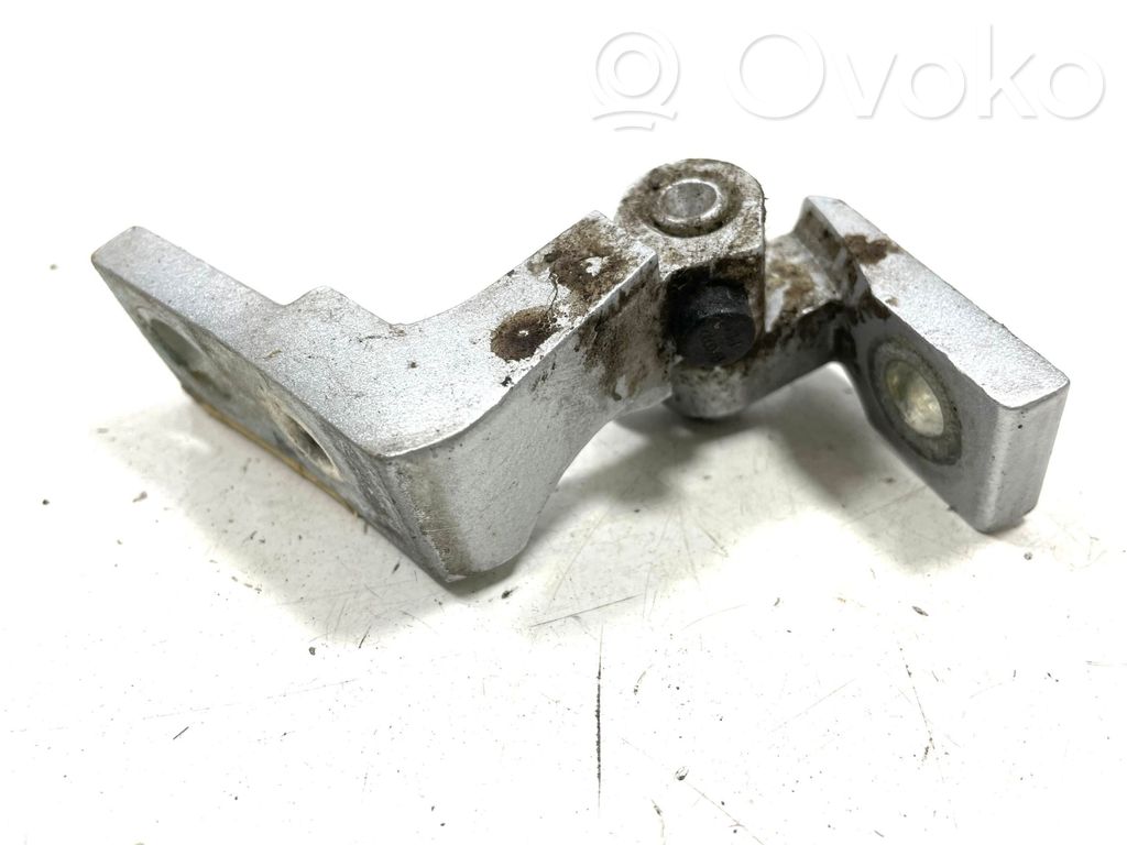 Audi A3 S3 A3 Sportback 8P Front door upper hinge 