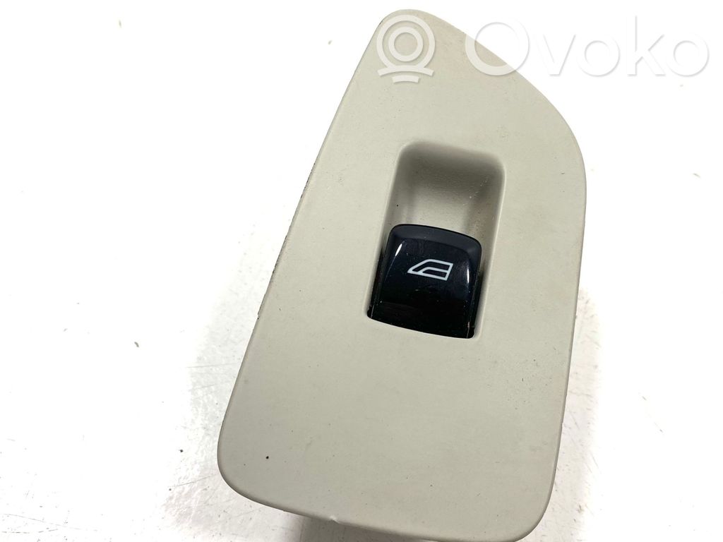 Volvo XC90 Electric window control switch 