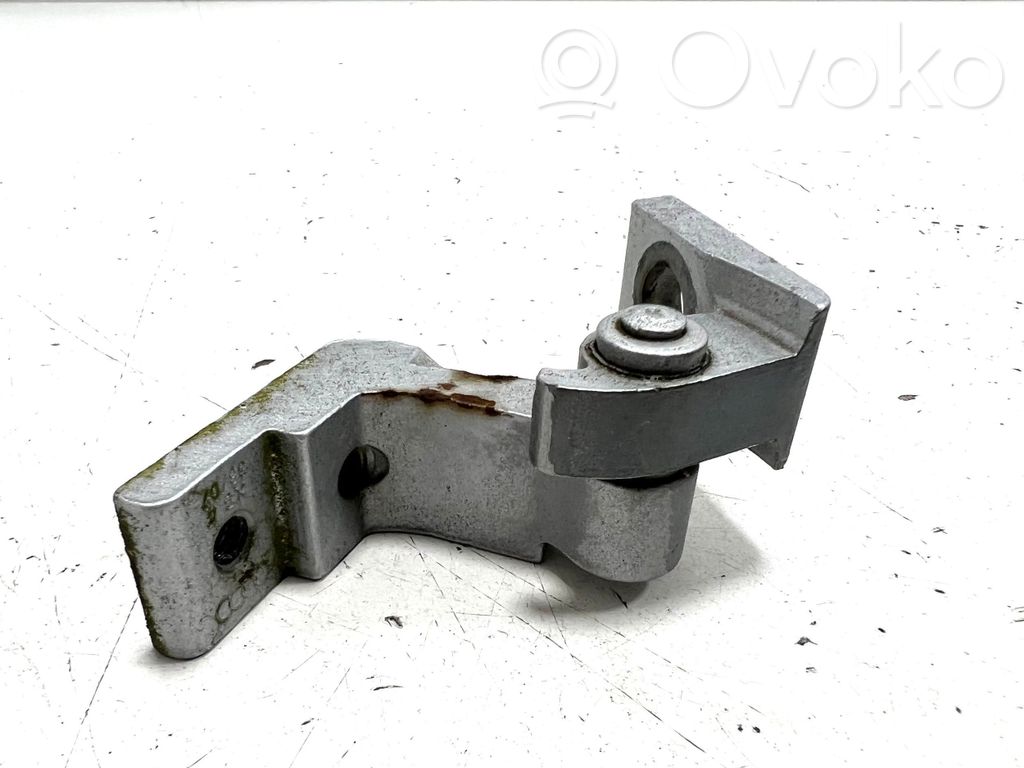 Bisagra superior de la puerta trasera