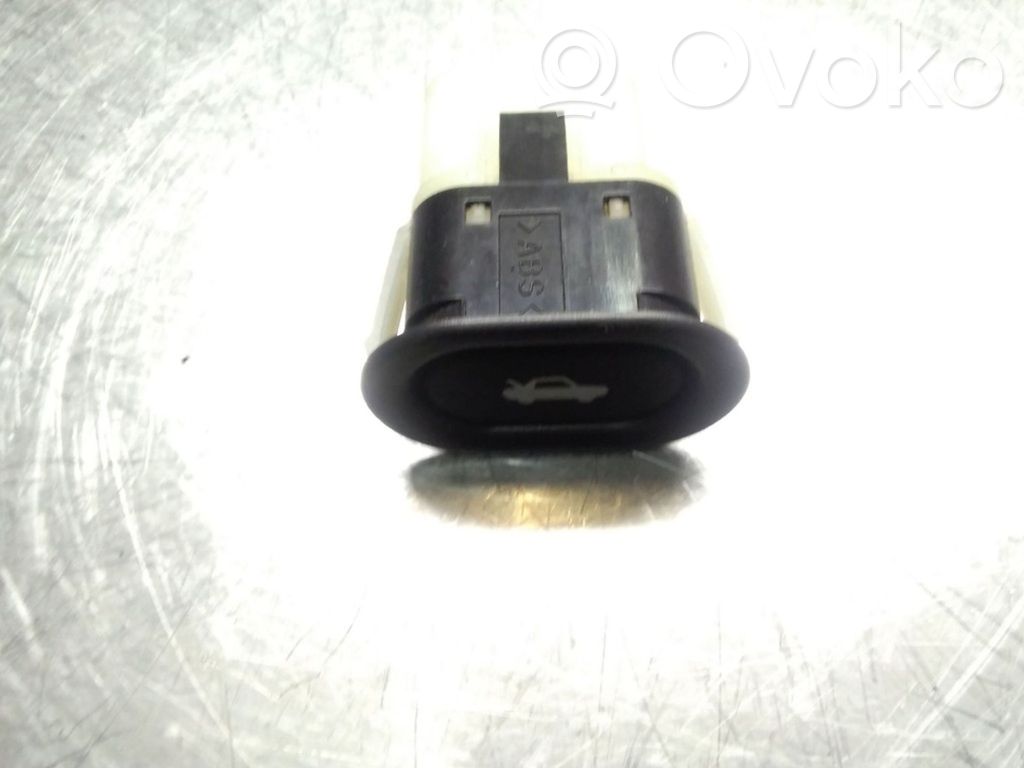 Saab 9-5 Tailgate/boot open switch button 