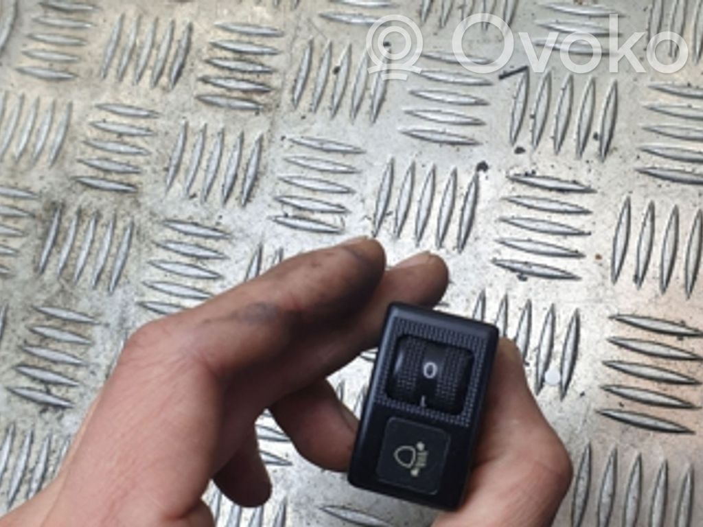 Mazda MPV Žibintų aukščio reguliavimo jungtukas 