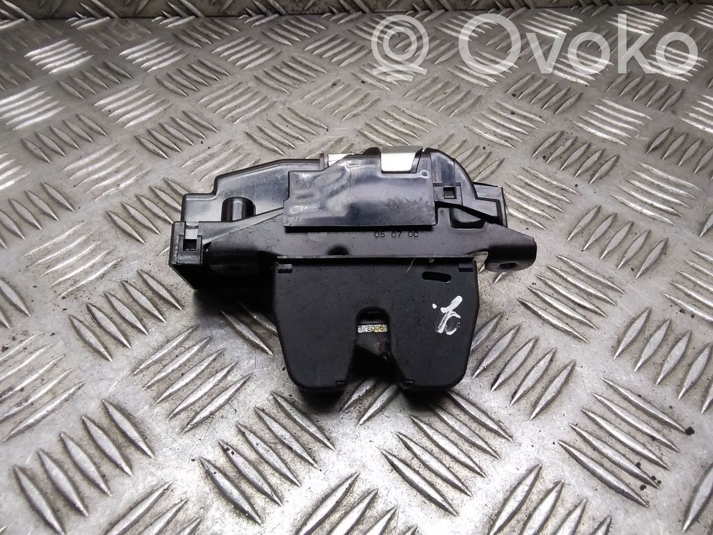 Citroen C4 I Picasso Tailgate/trunk/boot lock/catch/latch 