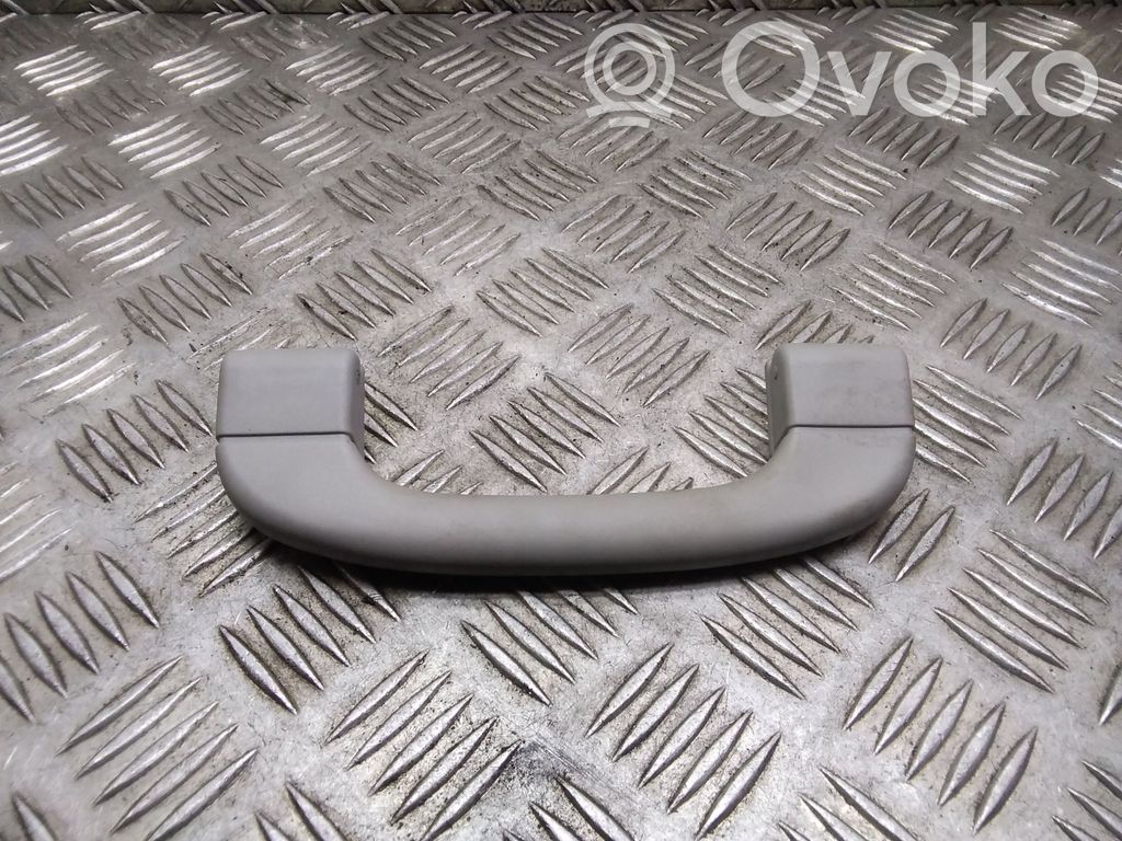 BMW 5 E60 E61 Rankenėlė priekinė 