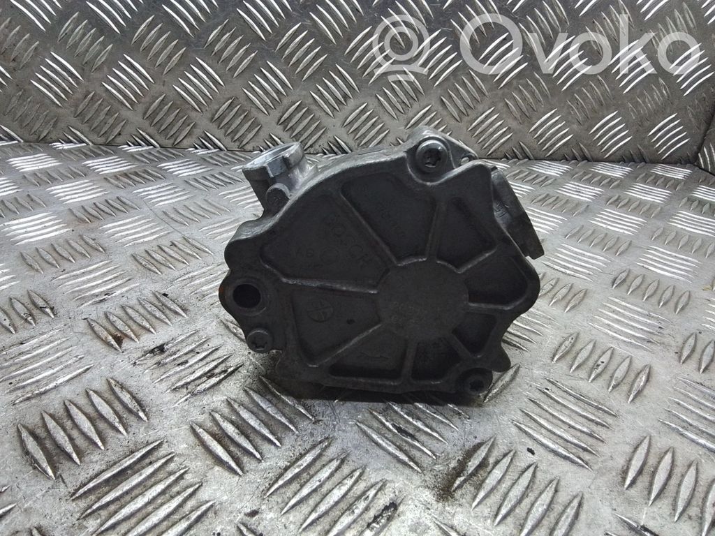 Peugeot 308 Vacuum pump 