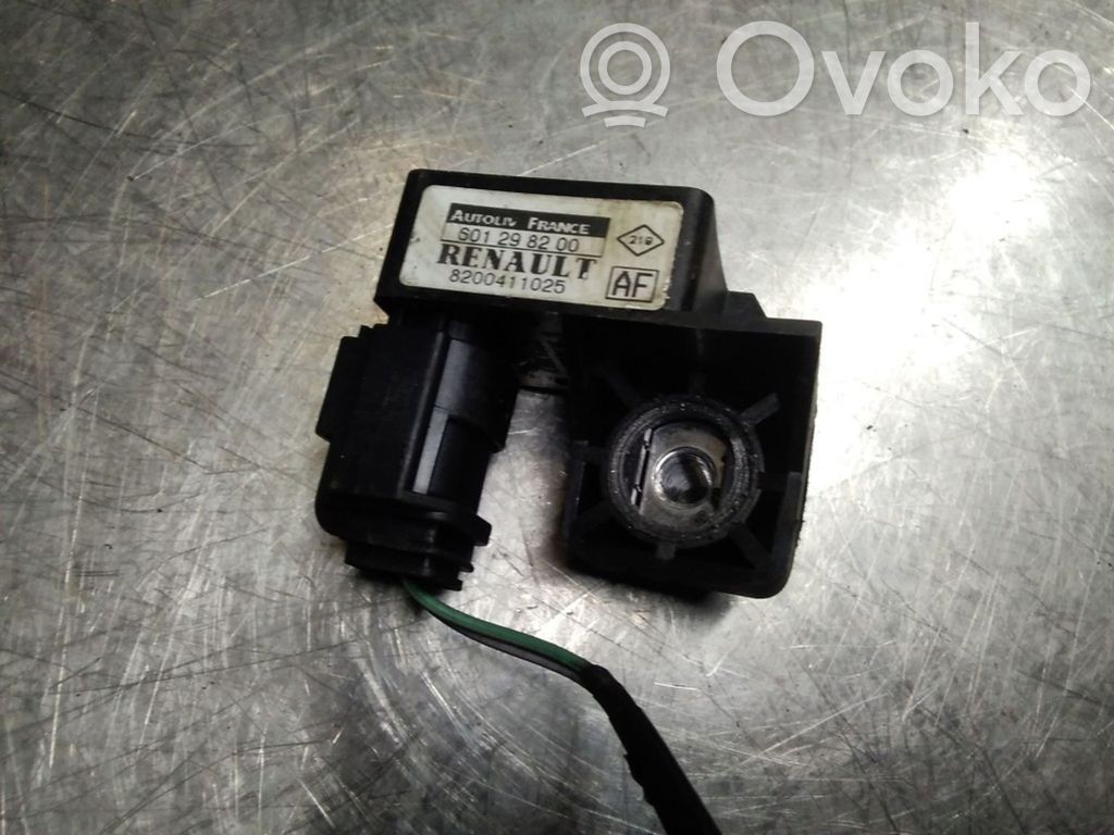Czujnik uderzenia Airbag   601298200,8200411025