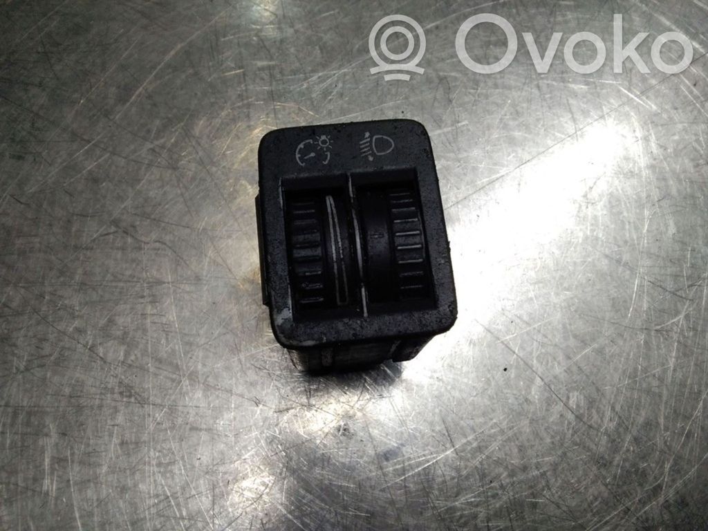Volkswagen PASSAT B6 Headlight level height control switch 