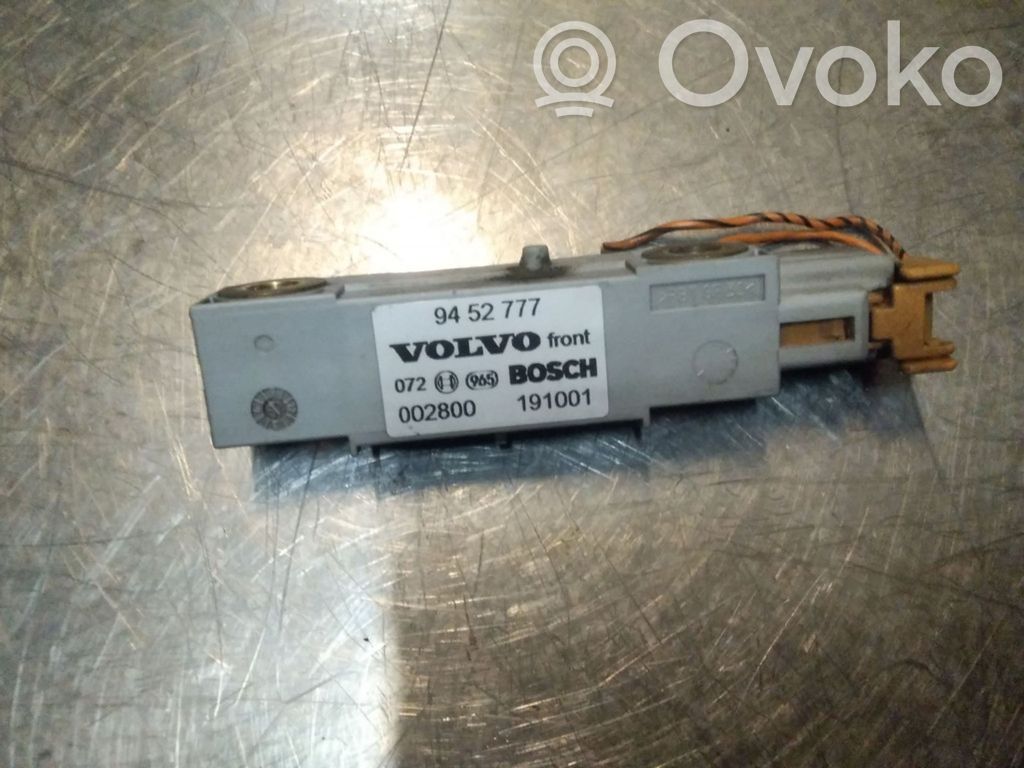 Volvo S60 Airbag deployment crash/impact sensor 