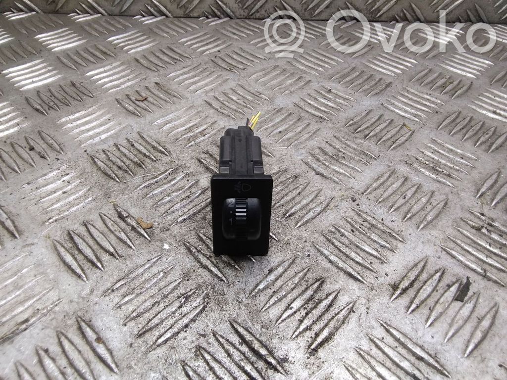 Toyota Corolla Verso AR10 Headlight level height control switch 