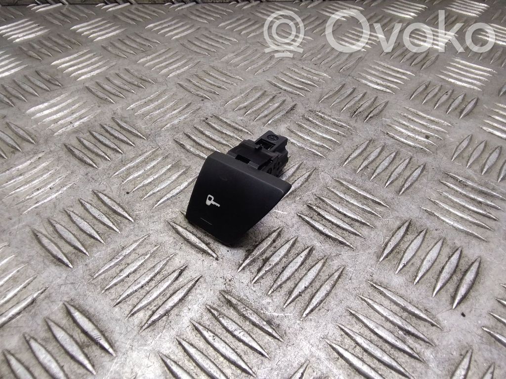 Central locking switch button   9636668477