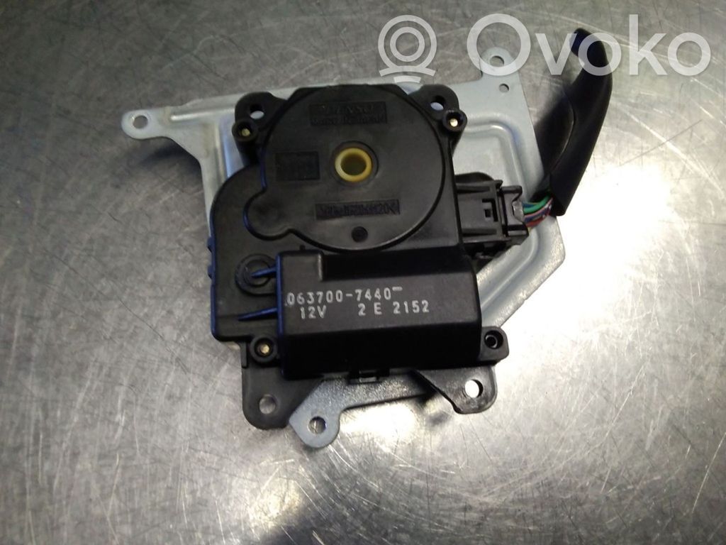 Toyota Corolla Verso E121 Motor/actuator clapetă aer 