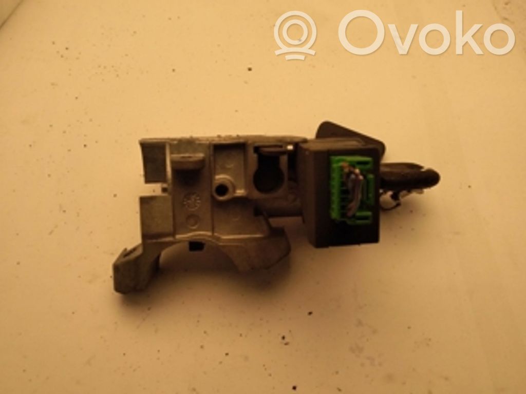 Volvo S80 Užvedimo spynelė 