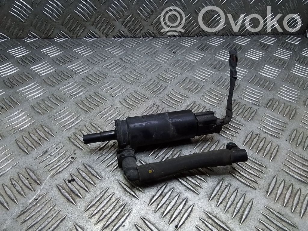BMW 7 E65 E66 Headlight washer pump 