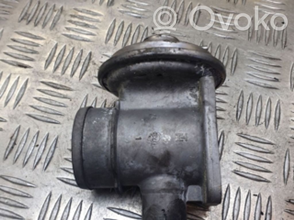 BMW 3 E46 EGR valve 