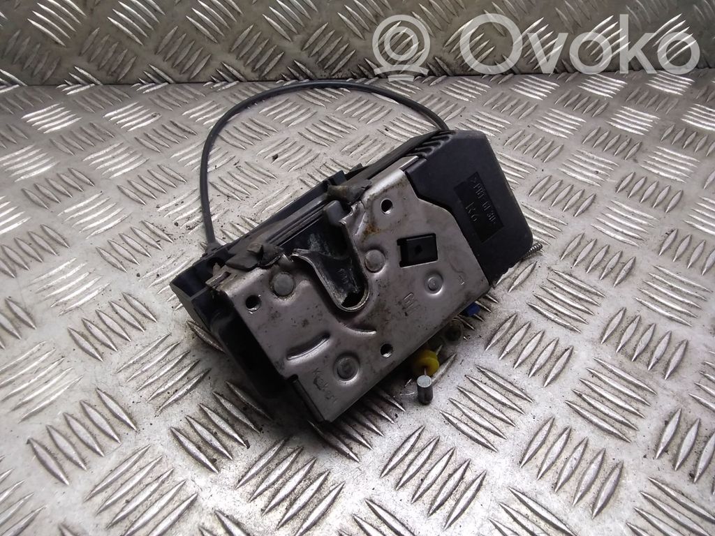 Renault Trafic II (X83) Front door lock 