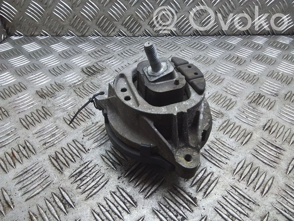 BMW 1 F20 F21 Dzinēja spilvens 