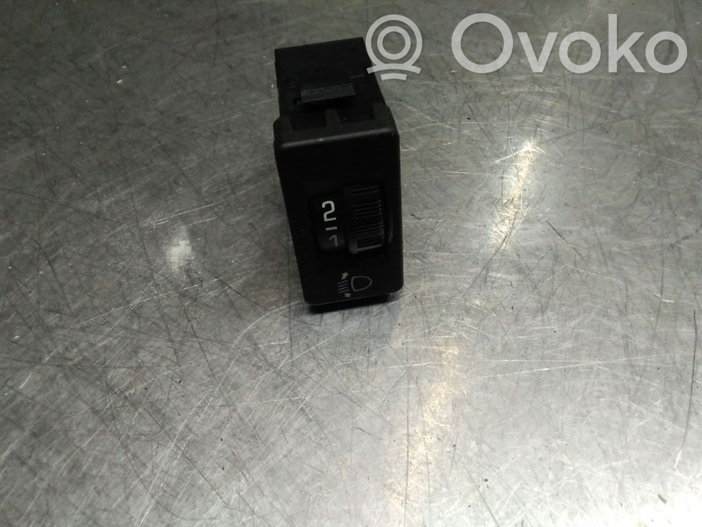 Peugeot 308 Headlight level height control switch 