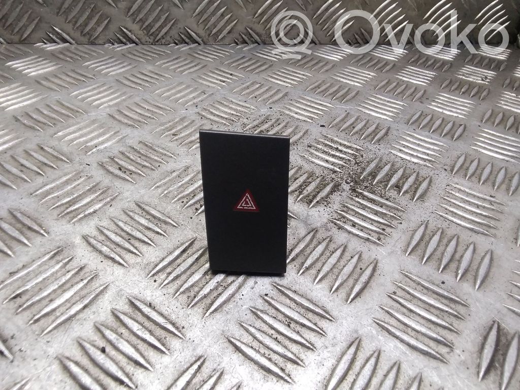 Opel Vectra C Hazard light switch 