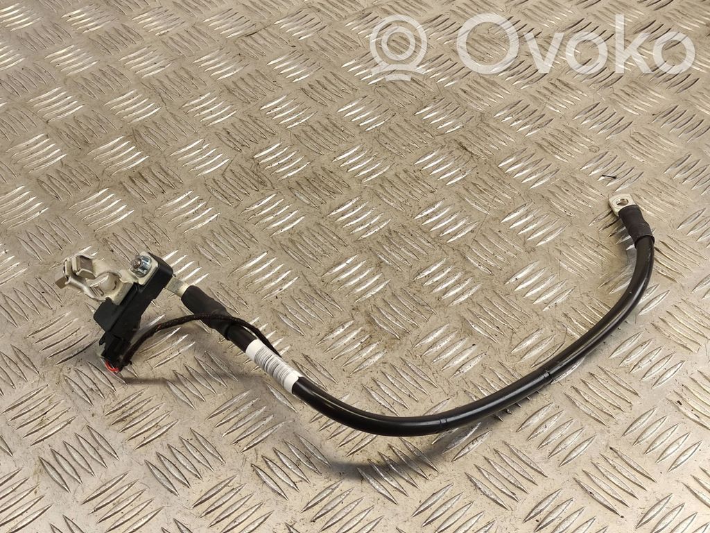 Volkswagen Polo VI Minusinis laidas (akumuliatoriaus) 
